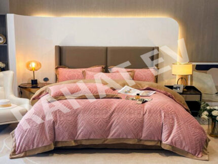 VELVET BEDSHEET SET